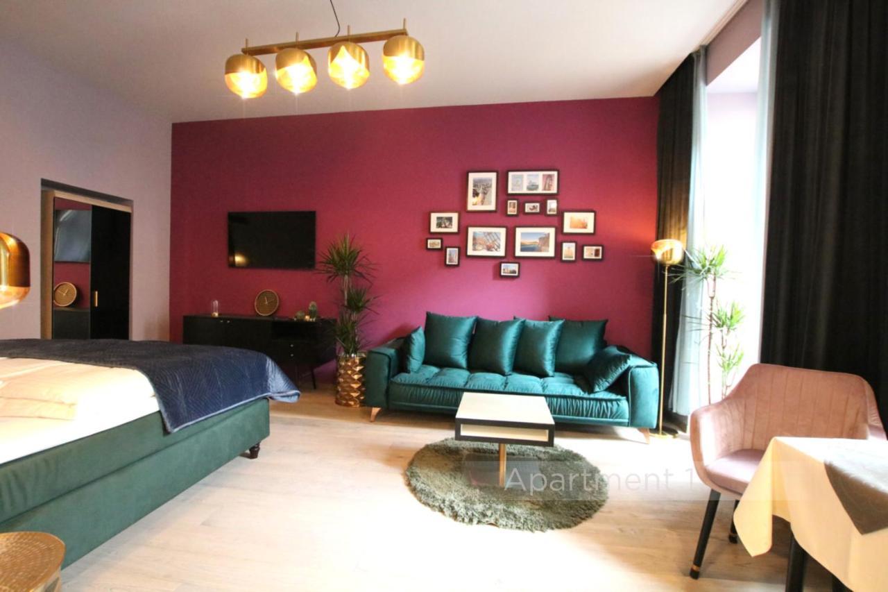 Street Living Hotel - Apartments Вена Экстерьер фото