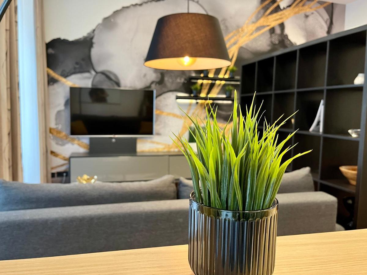 Street Living Hotel - Apartments Вена Экстерьер фото
