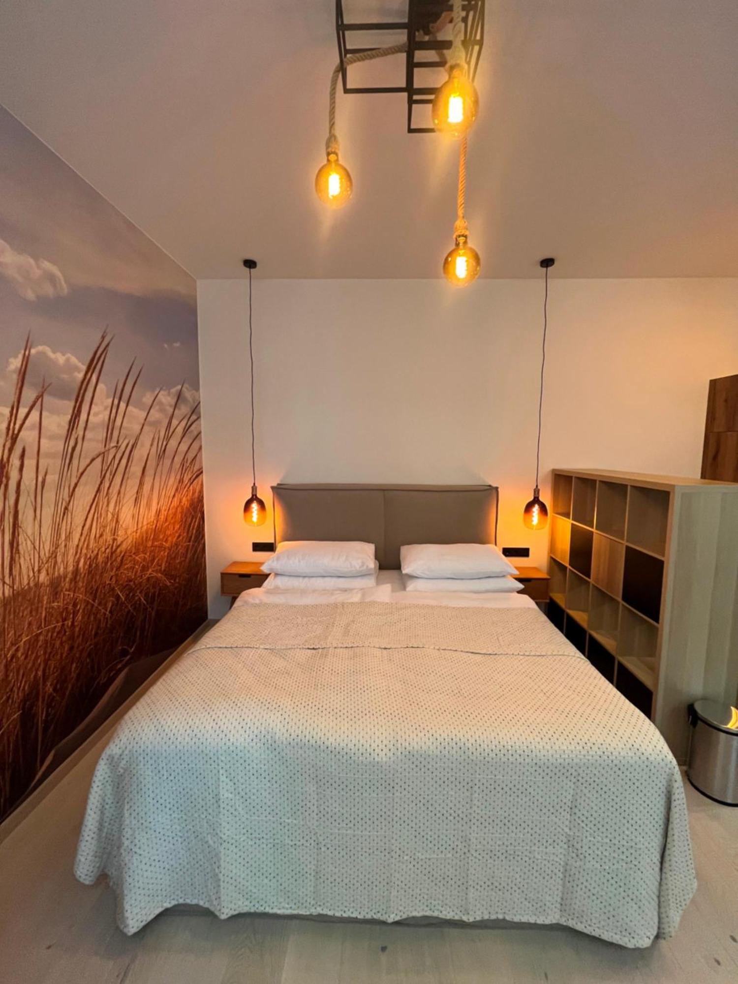 Street Living Hotel - Apartments Вена Экстерьер фото