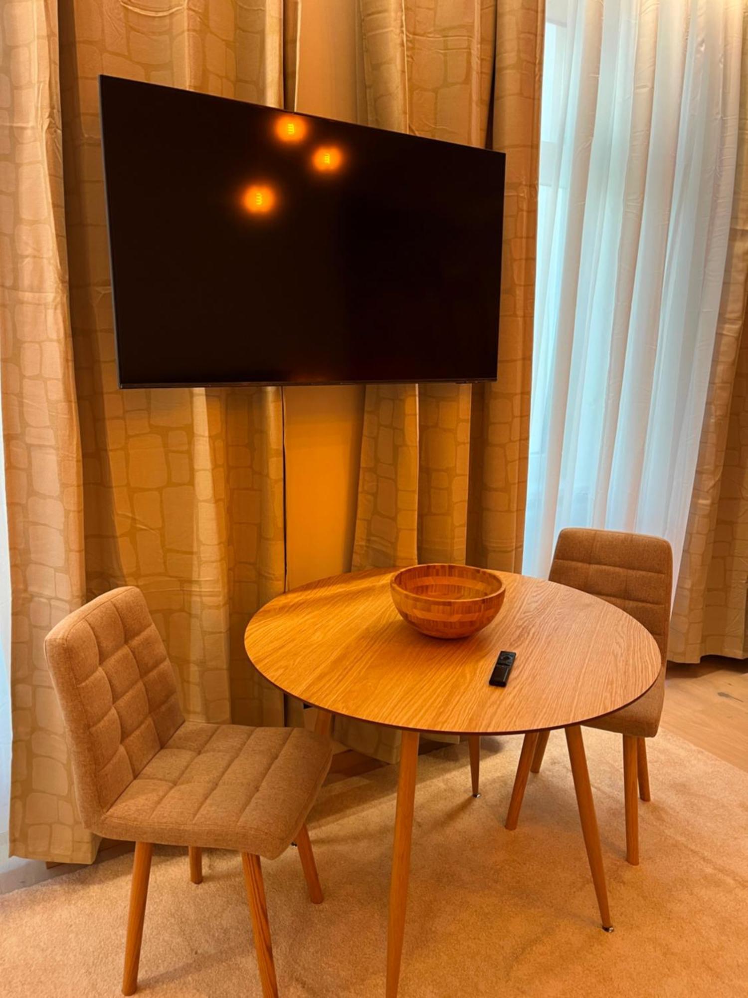 Street Living Hotel - Apartments Вена Экстерьер фото