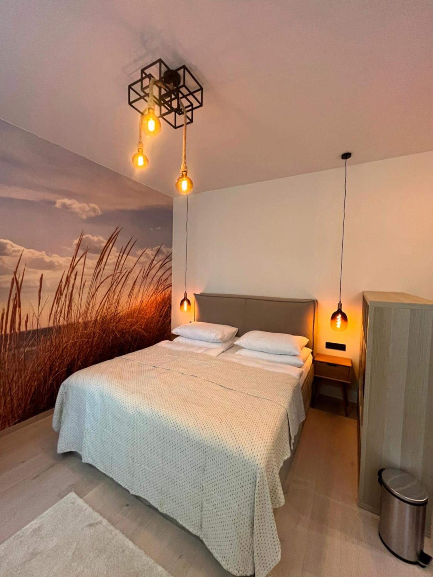 Street Living Hotel - Apartments Вена Экстерьер фото