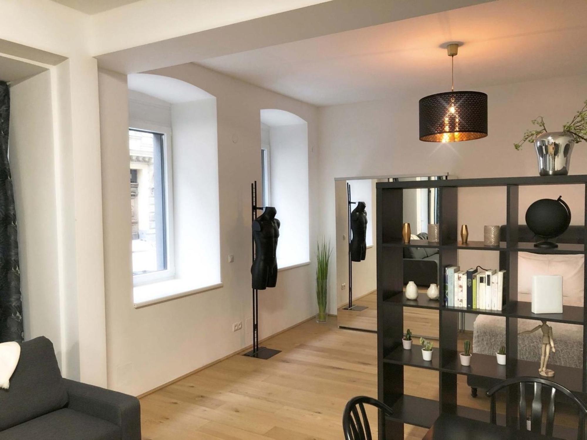 Street Living Hotel - Apartments Вена Экстерьер фото