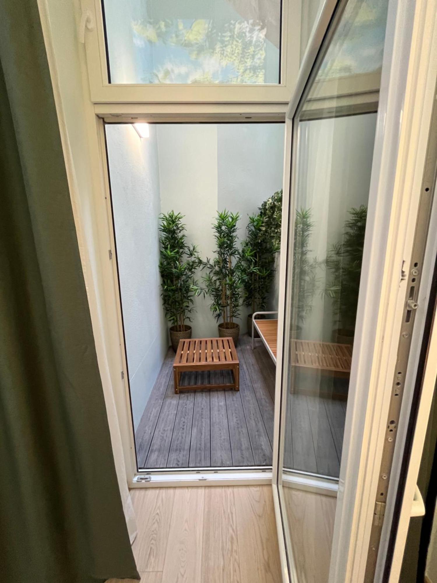 Street Living Hotel - Apartments Вена Экстерьер фото